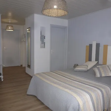 Bed & Breakfast Domaine De Calbiac