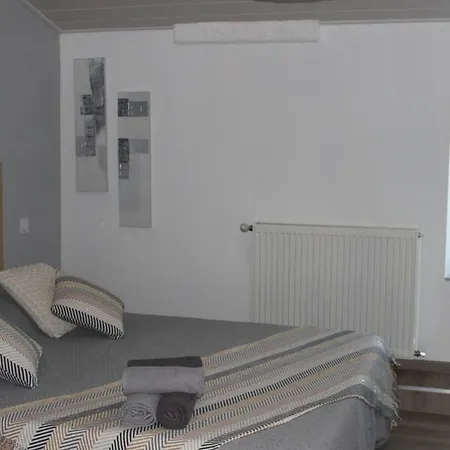 Bed & Breakfast Domaine De Calbiac